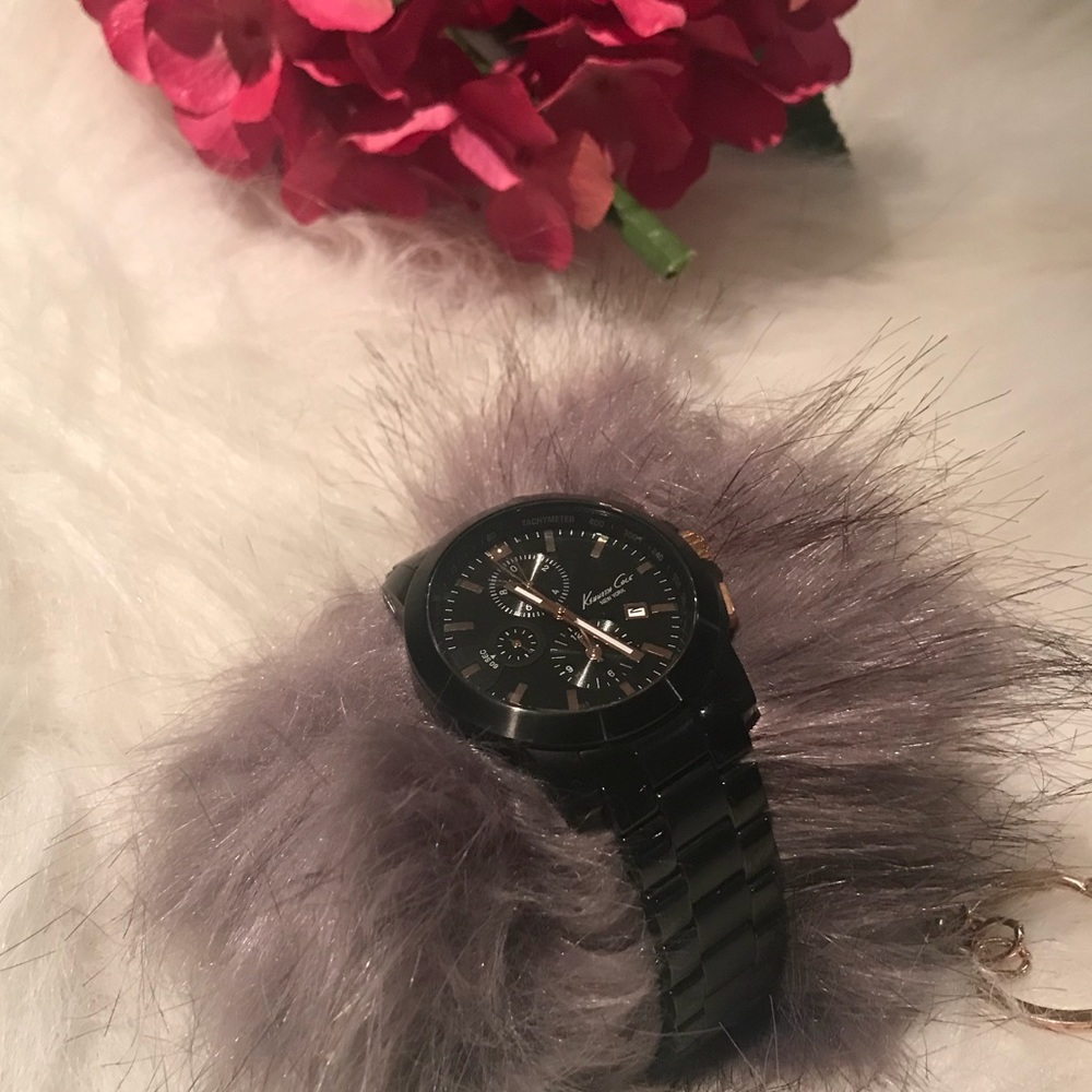 Kenneth Cole black watch